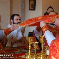 10 мая 2015 года. В неделю о самаряныне архиепископ Артемий совершил литургию и хиротонию в кафедральном соборе Гродно