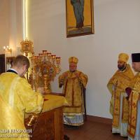 22 мая 2015 года. Архиепископ Артемий совершил литургию в домовой церкви Святителя Николая Архиерейского Подворья