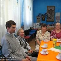 12 июня 2015 года. Члены Волковысского районного общества инвалидов по зрению встретились со священником