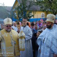 19 августа 2015 года. Архиепископ Артемий совершил литургию в храме в честь Преображения Господня деревни Деречин