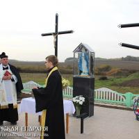 25 октября 2015 года. В Пархимовцах освятили поклонные кресты