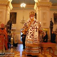 2 ноября 2015 года. Архиепископ Артемий совершил Божественную литургию в кафедральном соборе города Гродно