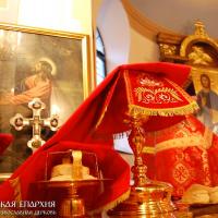 2 ноября 2015 года. Архиепископ Артемий совершил Божественную литургию в кафедральном соборе города Гродно