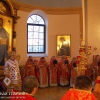 2 ноября 2015 года. Архиепископ Артемий совершил Божественную литургию в кафедральном соборе города Гродно