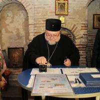 Архиепископ Артемий принял участие в торжественном гашении тематических марок и конвертов в Коложской церкви