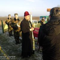 Священник принял участие в перезахоронении воинов