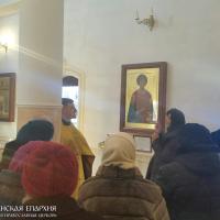 В храме Архиерейского Подворья состоялся молебен для глухих и слабослышащих людей