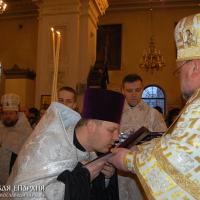 В день Рождества Христова архиепископ Артемий совершил вечерню в кафедральном соборе Гродно