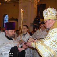 В день Рождества Христова архиепископ Артемий совершил вечерню в кафедральном соборе Гродно