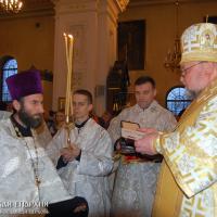 В день Рождества Христова архиепископ Артемий совершил вечерню в кафедральном соборе Гродно