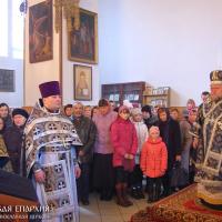 Архиепископ Артемий совершил Литургию Преждеосвященных Даров в храме в честь Святого Духа деревни Озеры