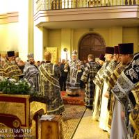 Архиепископ Артемий совершил Литургию Преждеосвященных Даров в храме поселка Красносельский