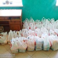 Представители Гродненского благотворительного общества передали продуктовые наборы детям Зельвенского благочиния