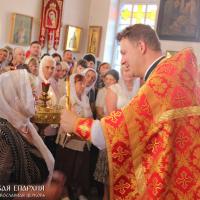 В Свято-Владимирском приходе вручили свидетельства об окончании воскресной школы и катехизических курсов