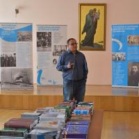 В Покровском соборе открылась выставка &quot;Митрополит Антоний Сурожский: &quot;Жизнь для меня - Христос&quot;