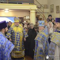 Архиепископ Артемий совершил литургию в малой церкви в честь Введения во храм Пресвятой Богородицы города Волковыска