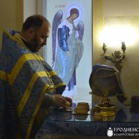 Архиепископ Артемий совершил литургию в малой церкви в честь Введения во храм Пресвятой Богородицы города Волковыска