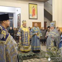 В день попразднства Рождества Христова архиепископ Артемий совершил литургию в кафедральном соборе Волковыска
