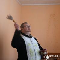 Священник встретился с личным составом Зельвенского отделения МЧС