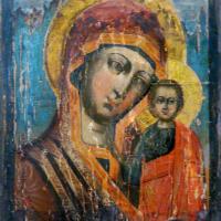 В храме святителя Луки прошла выставка старинных икон из частной коллекции