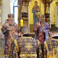 В Неделю преподобного Иоанна Лествичника архиепископ Артемий совершил литургию в кафедральном соборе города Гродно