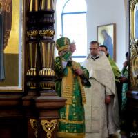 В день Входа Господня в Иерусалим архиепископ Артемий совершил литургию и хиротонию в кафедральном соборе Гродно
