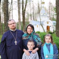 Прихожане храма поселка Зельва совершили паломничество в Жировичи