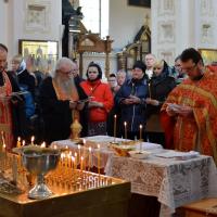 У Пакроўскім саборы памаліліся за спачын загінуўшых ў ВАВ і за мір нашаму свету