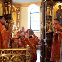 Архиепископ Артемий совершил литургию и хиротонию в кафедральном соборе города Гродно