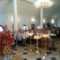 В день перенесения мощей Святителя Николая архиепископ Артемий совершил литургию в домовой церкви Архиерейского Подворья