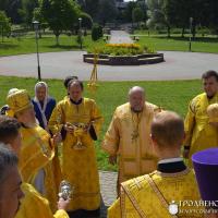 Архиепископ Артемий совершил литургию в кафедральном соборе города Волковыска