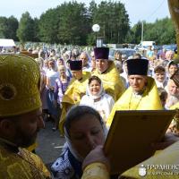 Архиепископ Артемий совершил литургию в храме во имя святого пророка Илии города Мосты