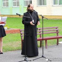 Священник принял участие в линейке Вороновском государственном профессионально-техническом колледже
