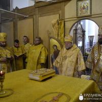 Архиепископ Артемий возглавил торжества по случаю 610-летия храма Архангела Михаила в деревне Сынковичи