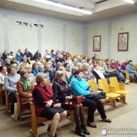 Клирик прихода Рождества Христова принял участие в родительском собрании в школе №32 города Гродно