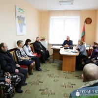 Благочинный Зельвенского округа принял участие в мероприятии «Ярмарка трудоустройства»