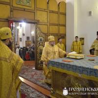 Архиепископ Артемий совершил литургию в храме в честь иконы Божией Матери «Всех скорбящих Радость» города Мосты