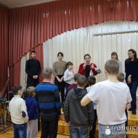 Священник и молодежь прихода Благовещения города Волковыска посетили вспомогательную школу-интернат