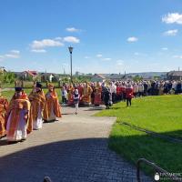 Архиепископ Артемий совершил литургию в храме великомученика Георгия поселка Красносельский