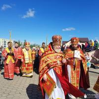 Архиепископ Артемий совершил литургию в храме великомученика Георгия поселка Красносельский