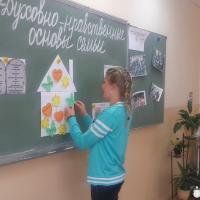 Благочинный Скидельского округа принял участие в круглом столе, приуроченном к Всемирному дню семьи