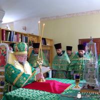Архиепископ Артемий совершил литургию в храме преподобного Мартина Туровского деревни Желудок