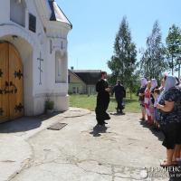 Прихожане храма поселка Зельва совершили паломничество к почитаемым святыням Щучинского благочиния