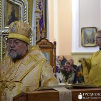 Архиепископ Артемий совершил литургию в храме деревни Деречин