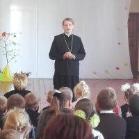 Настоятель прихода поселка Сопоцкин принял участие в мероприятиях, посвященных Дню матери