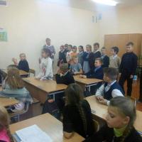 Настоятель прихода поселка Сопоцкин встретился с учащимися Ратичской средней школы