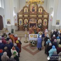 Архиепископ Артемий совершил литургию в храме в честь новомучеников и исповедников земли Белорусской города Скидель
