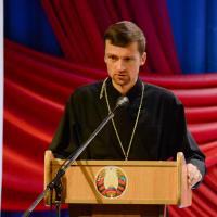 Священник принял участие в дне призывника в Волковысcком доме культуры