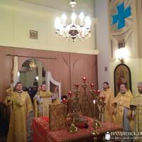 В храме поселка Крансосельский состоялось соборное богослужение духовенства Волковысского благочиния