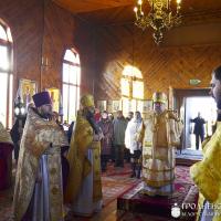 Архиепископ Артемий совершил литургию в храме поселка Вороново